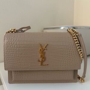 SUNSET MEDIUM IN CROCODILE-EMBOSSED LEATHER